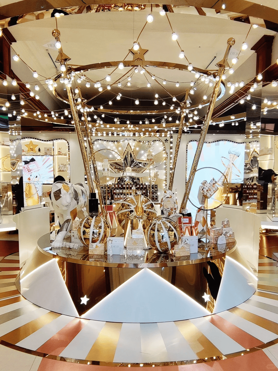 赛道:8000 亿的市场规模靠的不是运气CQ9电子有限公司盘点 2025 快闪(图9) 赛道:8000 亿的市场规模靠的不是运气CQ9电子有限公司盘点 2025 快闪(图9)