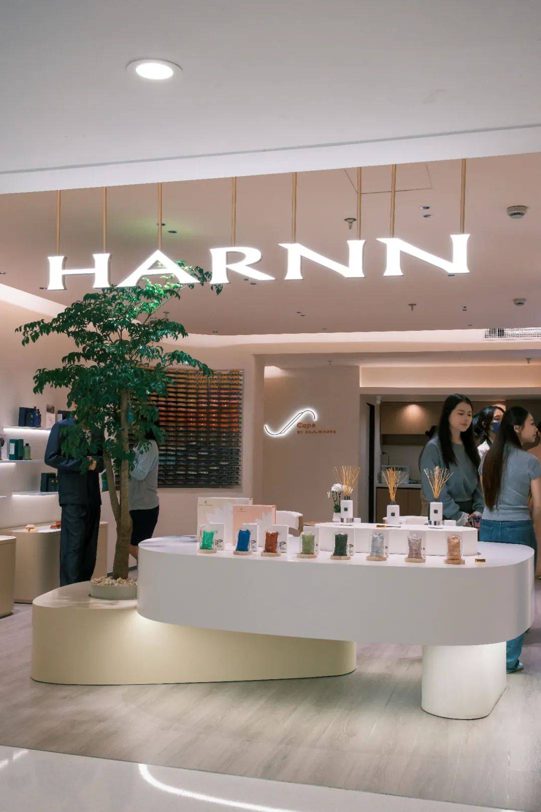 泰国HARNN打造中国线下零售新物种CQ9电子平台网站“SPA+零售”(图10)